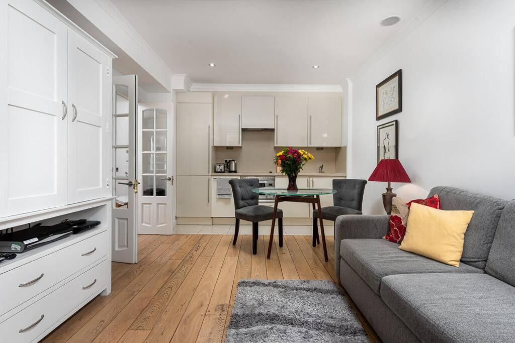 לונדון Chic Apartment - Fabulous Central Location In Zone 1 מראה חיצוני תמונה